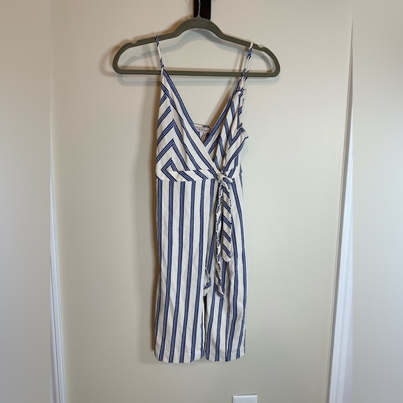 BCBG linen dress wrap adjustable sleeve stripe xs - Picture 3 of 5